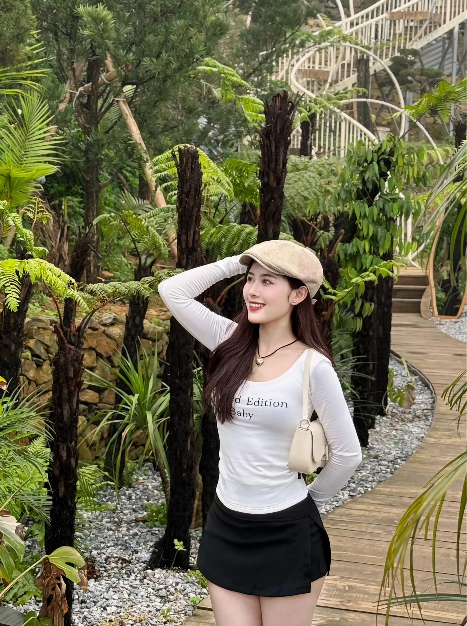 Chu Hạ An Khoe Vẽ Đẹp Dịu Dàng Trong Trẻo Khiến Fan Mê Mẩn 6